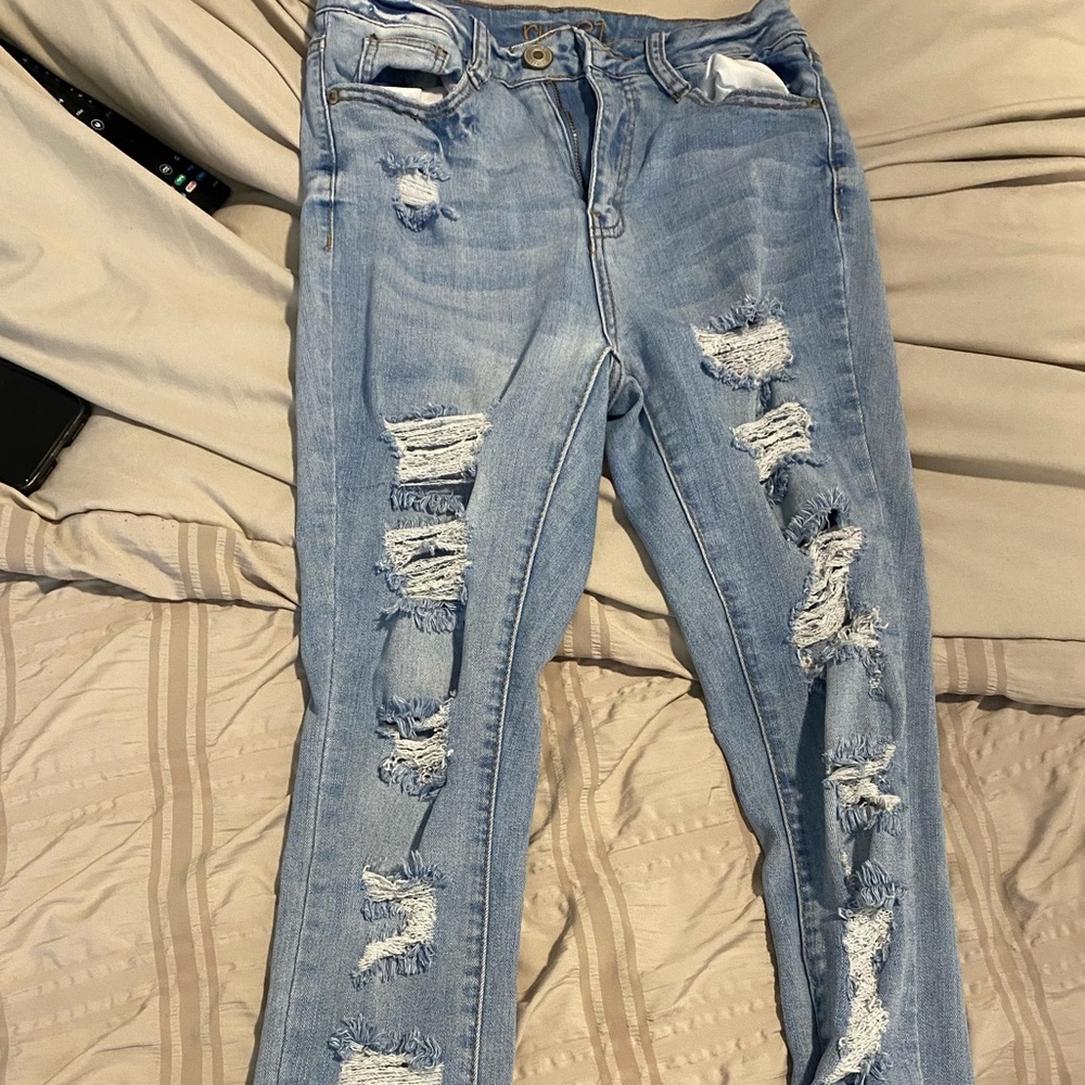 Ripped jeans